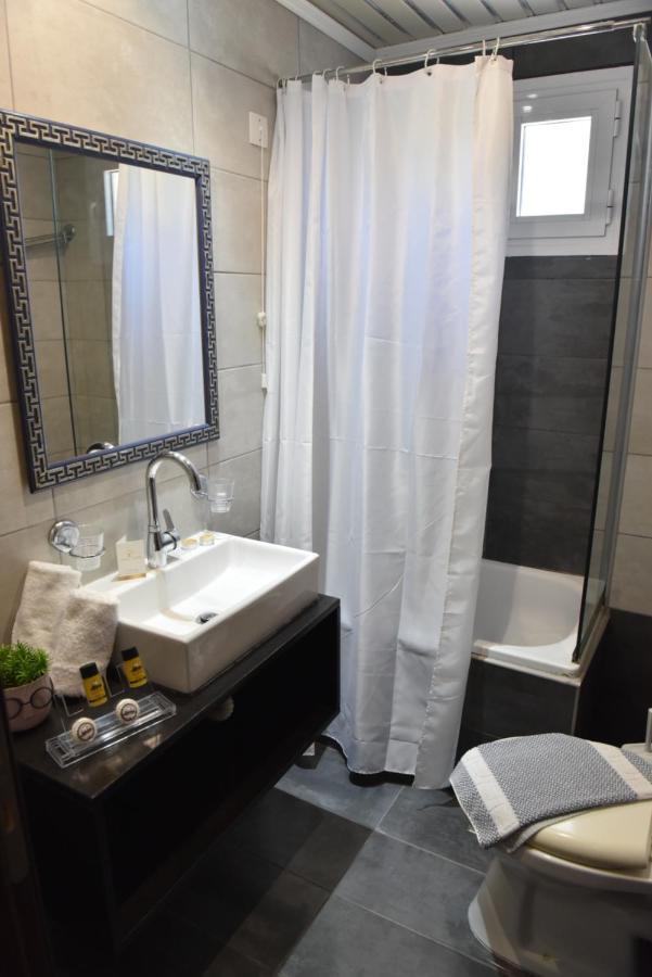 Zakros Hotel โตโล ภายนอก รูปภาพ