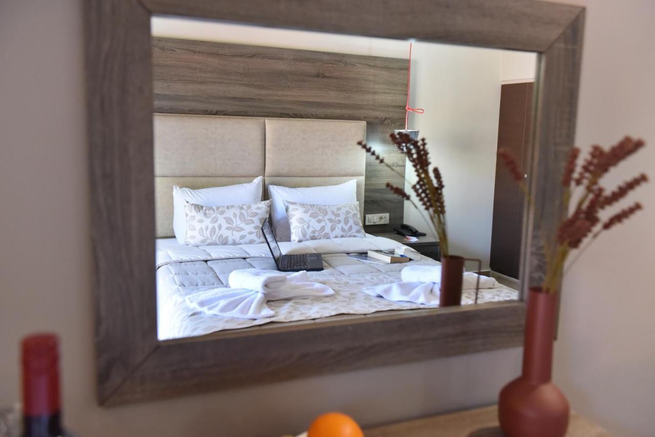 Zakros Hotel โตโล ภายนอก รูปภาพ